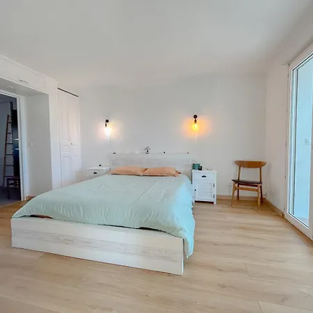 Vue Et Parking Prive, T2 Avec Acces Apartamento *