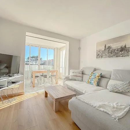 Vue Et Parking Prive, T2 Avec Acces Apartment Frejus