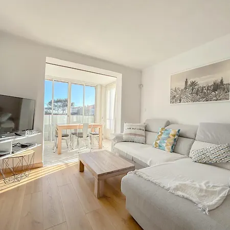 Vue Et Parking Prive, T2 Avec Acces Apartment